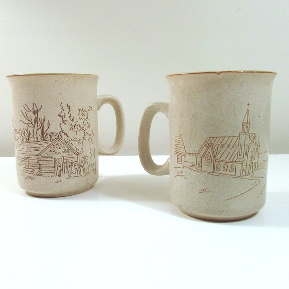 Set of 2 Manoir collection coffee mugs, church & cabin, SMALL CHIP - Picture 4 of 5